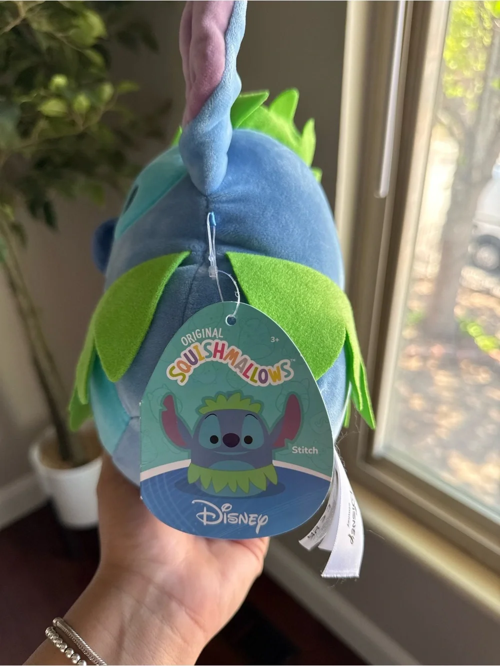 Squishmallows Disney 8 inch Stitch Hula Plush NWT